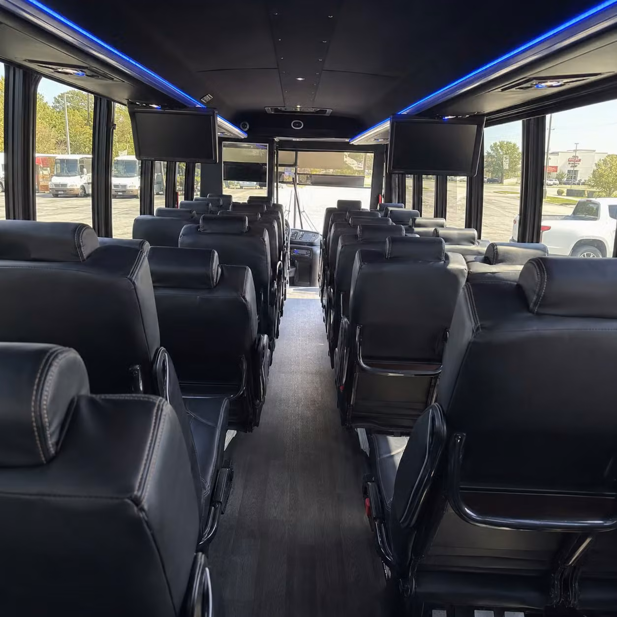 redlands 20 passenger minibus rental