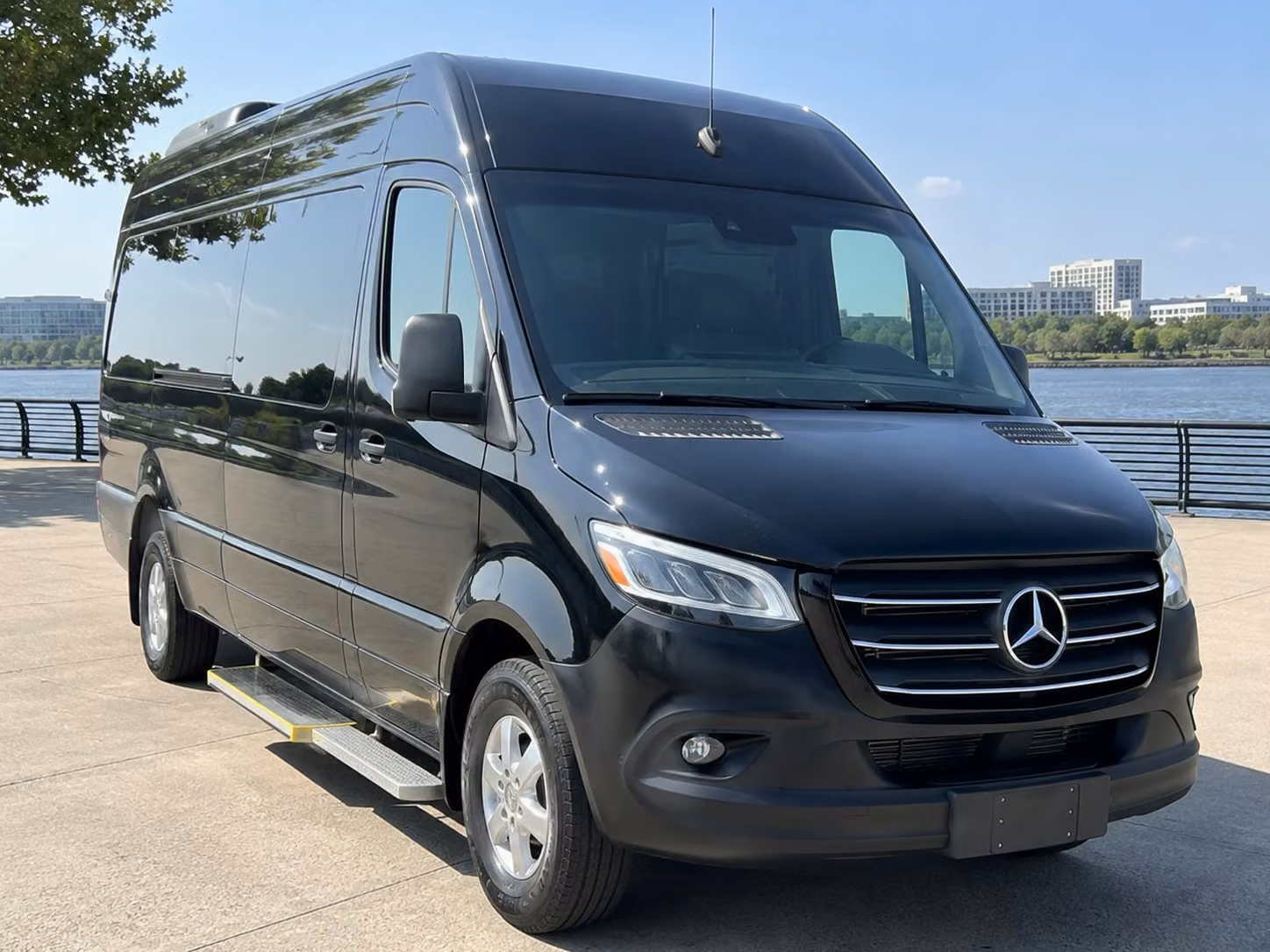 redlands employee transportation